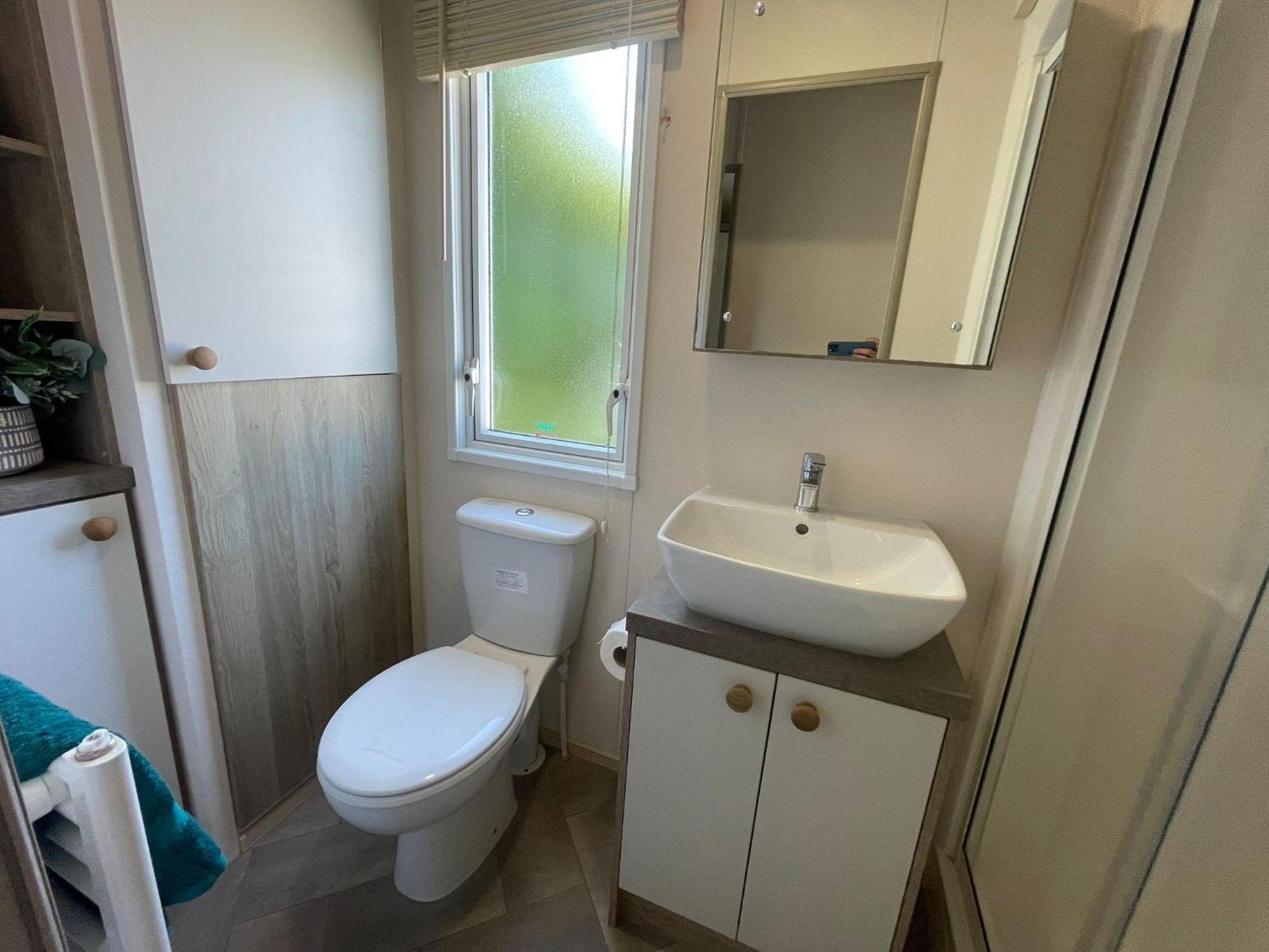 Homely Caravan At Manor Park, Nearby Hunstanton Beach In Norfolk Ref 23039T Exterior foto